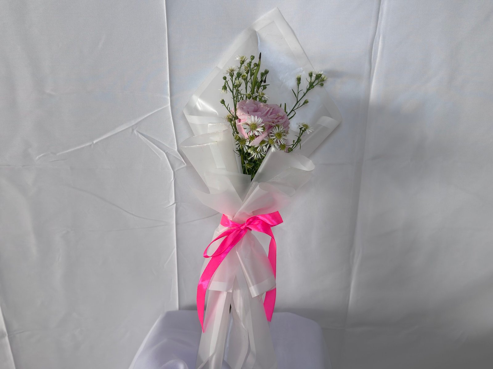 Elegant Single Rose Bouquet