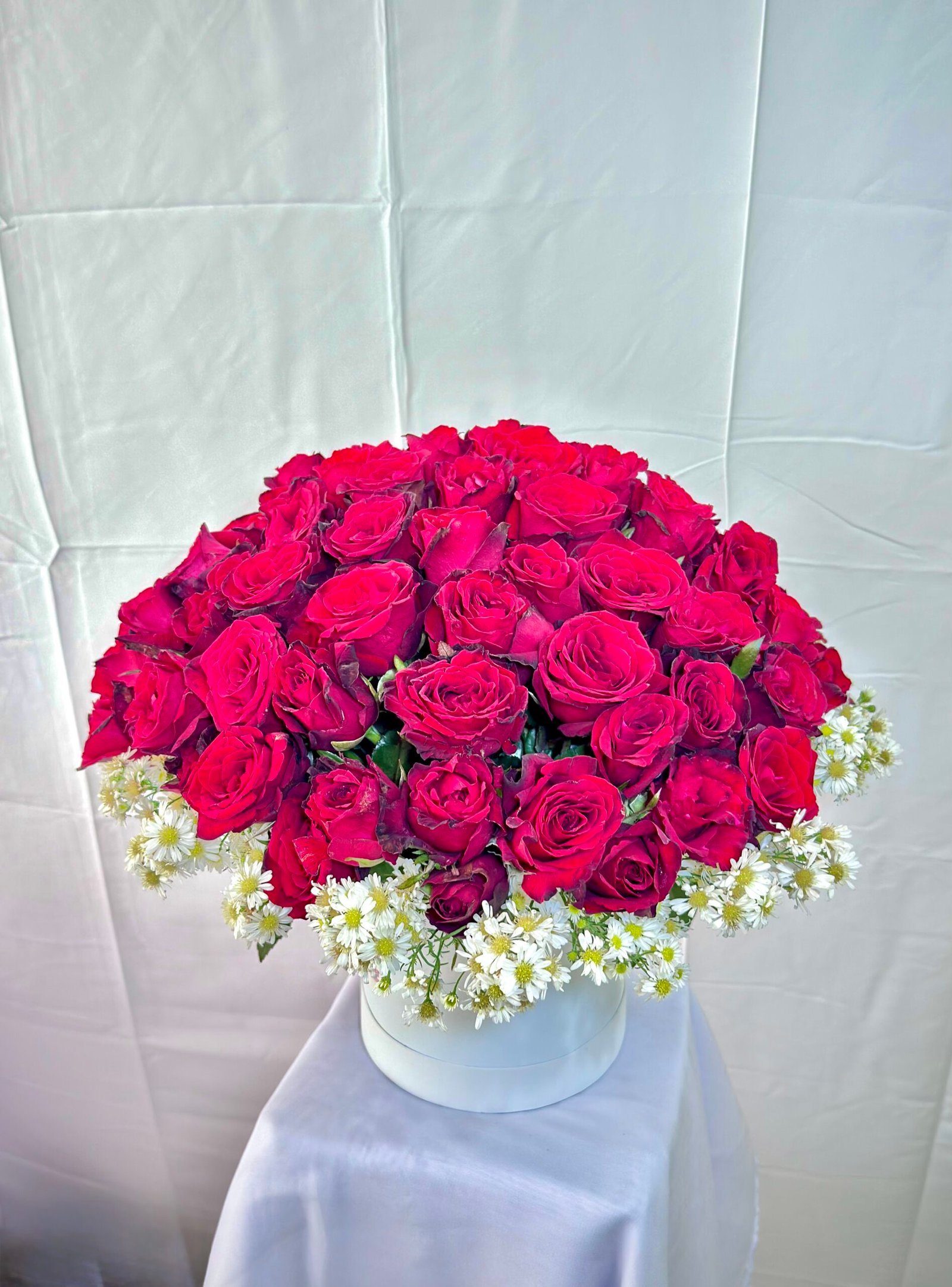 100 Stalks of Rose on Bloombox