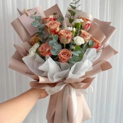 Elegant Rose Bouquet with Premium Flower