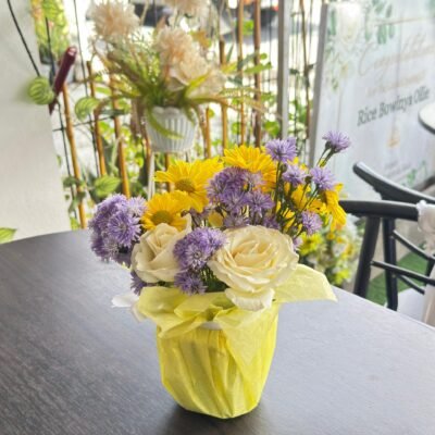 Charming Table Flower Small