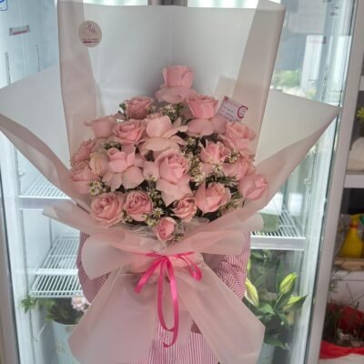 Elegant Rose Bouquet 20 Stalks