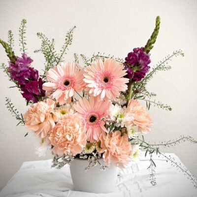 Simple Elegant Garbera Flower Vase