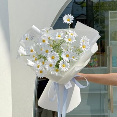 White Daisy Bouquet