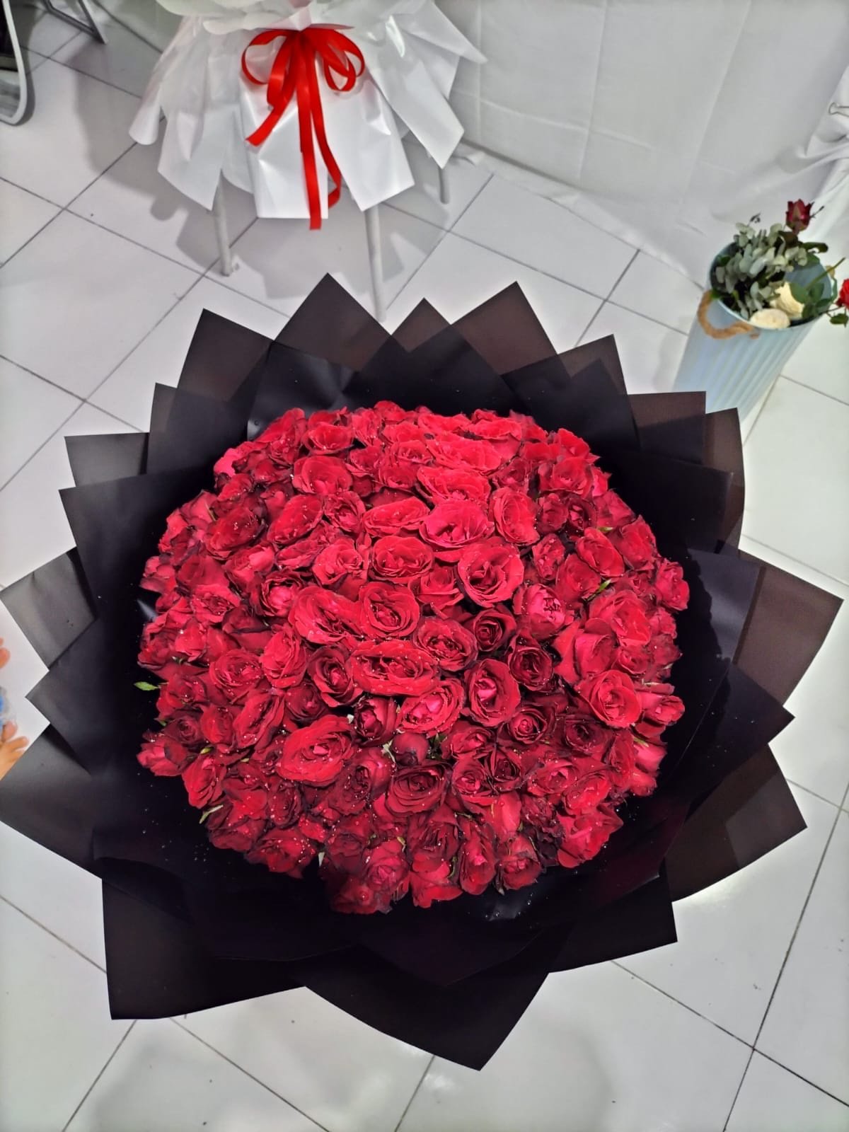 150 Stalks of Roses on Bloombox