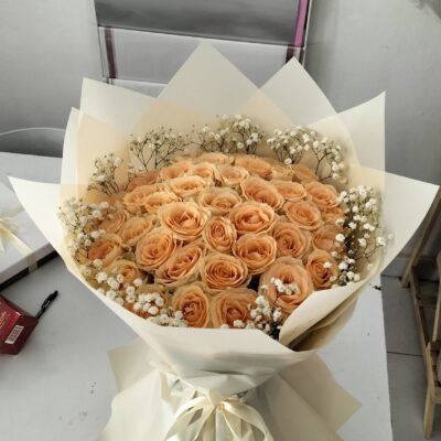 100 Stalks of Roses Peach Calm