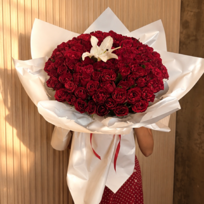 101 Stalk or Roses and Loly