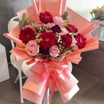 Pinky Red Bloom with Garbera and Rose